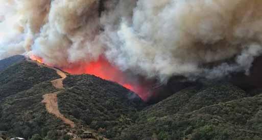 هشدار گسترش آتش سوزی ها در جنوب کالیفرنیا